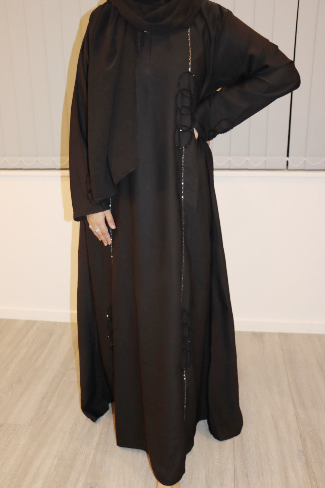 Niha Black Abaya